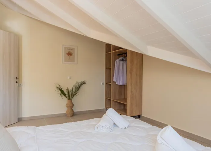 White Lotus Loft & Lägenhet