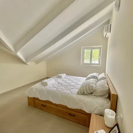 White Lotus Loft Laganas