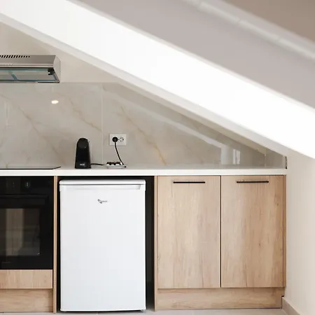 White Lotus Loft Apartment